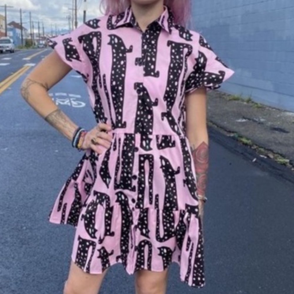 Nooworks Long Cat Dress in Pink - Large